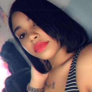 Meet your Posher, Joanna